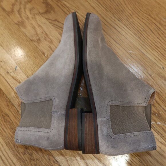 FRYE Mallory Chelsea Suede Leather boots taupe pull on booties fall heel 7.5 - Picture 2 of 11